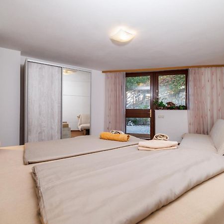 Apartament Julia Selce 4,5 Zewnętrze zdjęcie